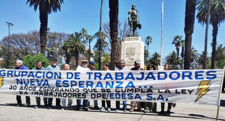 30 años de reclamo: ex trabajadores de energía exigen que Edesa SA pague el PPP adeudado desde 1996