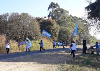 Paro Docente: conductor casi embiste a educadores en el acceso norte a Tartagal