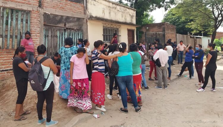 Misión Tapietes: graves denuncias hacia la directora de la Escuela 12 de Octubre