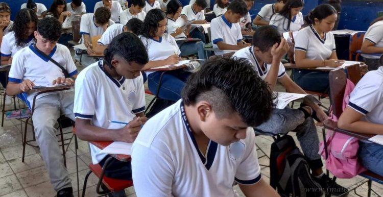 Ciclo Lectivo 2024: continúan las inscripciones y pre inscripciones para el secundario