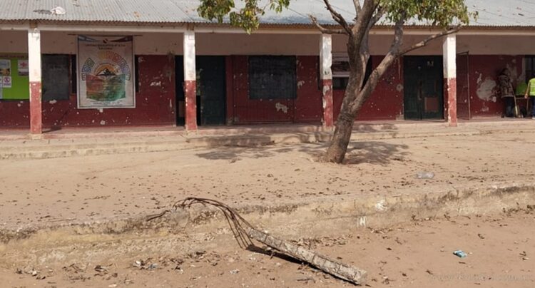 Embarcación: continúa la toma de la escuela de comunidad La Loma