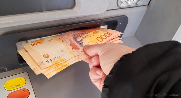 Docentes: el gobierno provincial pagará con recursos propios el Fonid