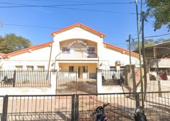 Escuela Belgrano: 14 docentes esperan accionar del Ministerio de Educación a las denuncias por maltrato