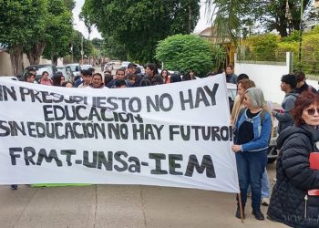 5° Marcha Federal Universitaria: abrazo simbólico y manifestación pacífica en Tartagal
