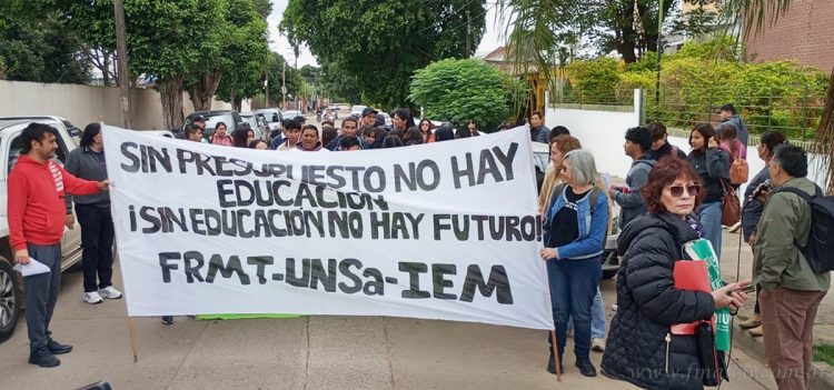 5° Marcha Federal Universitaria: abrazo simbólico y manifestación pacífica en Tartagal
