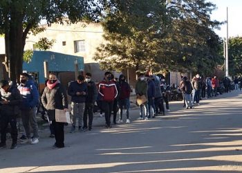 Tartagal: larga fila de aspirantes voluntarios a ingresar al Ejército Argentino