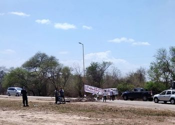 Embarcación: corte total sobre Ruta Nacional 34