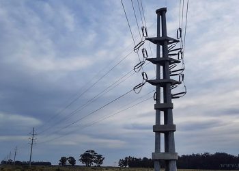 Falla en dos tramos de línea 132 kV deja sin energía a tres departamentos