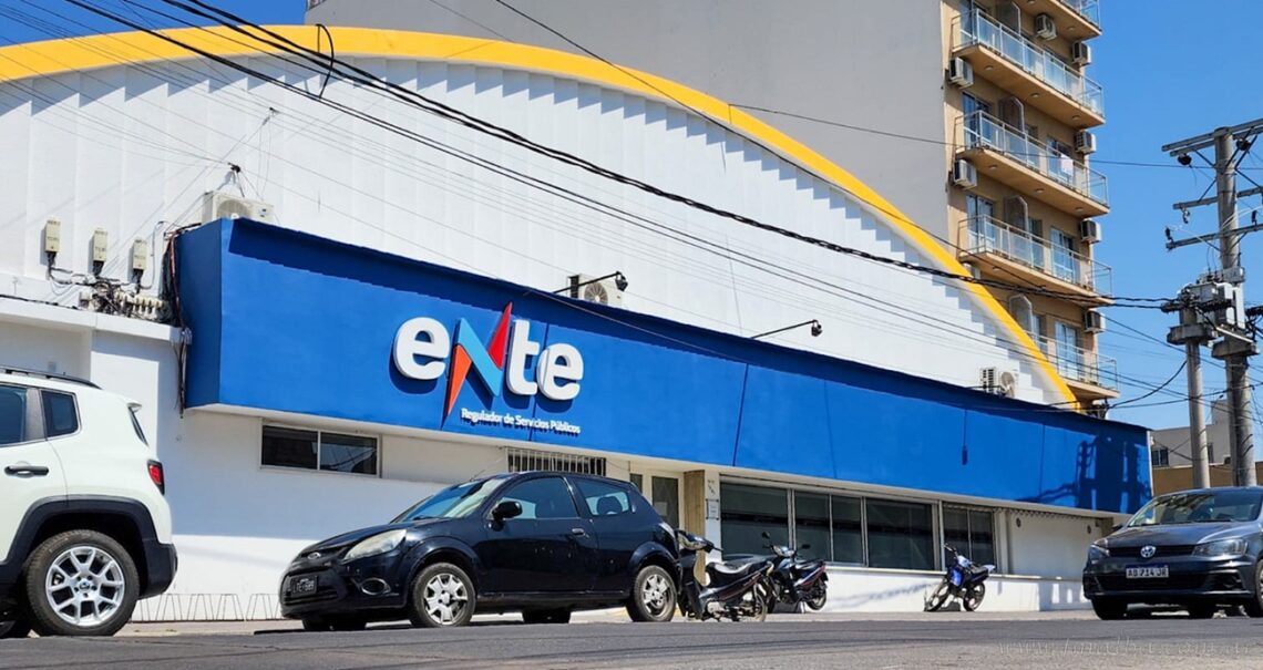 Dique Itiyuro: el Ente inicia sanciones contra Aguas del Norte por alta cantidad de cianobacterias