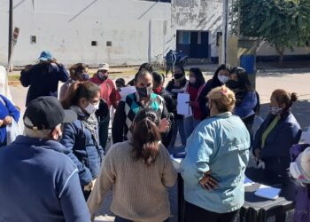 Villa Güemes: gran concurrencia al asesoramiento del Plan Conectate