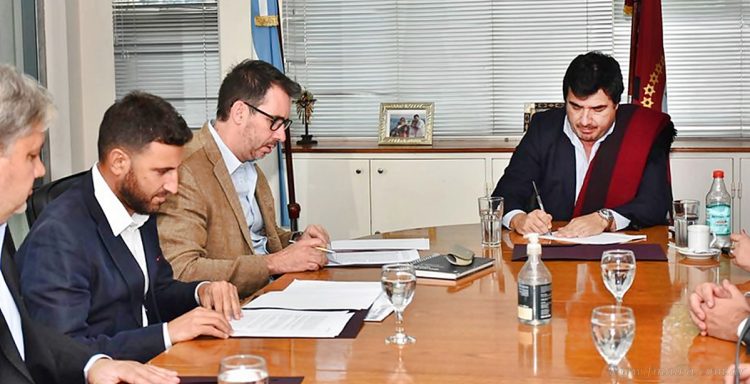 Hidrocarburos: extienden la concesión de Aguaragüe y San Antonio Sur a firma YPF y asociados