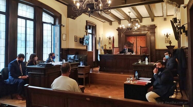 Robo de caños del Gasoducto GNEA: ex intendente Jorge Enrique Prado y otros nueve imputados irán a juicio