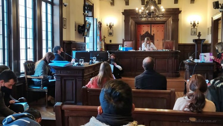 Salta: rechazan sobreseimiento a 25 concejales acusados por maniobras ilícitas en torno al IFE