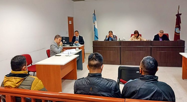 Juicio por homicidio culposo de camionero: dos policías condenados y uno absuelto