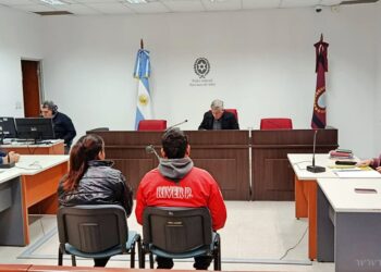 B° Tomás Ryan: pareja acusada de atacar a un trabajador seguirá detenida