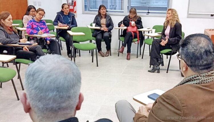 Juicios por Jurado: la Escuela de la Magistratura de Tartagal organiza su primer simulacro con estudiantes secundarios