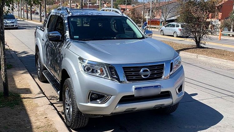 Salvador Mazza: robo de tres camionetas a mano armada