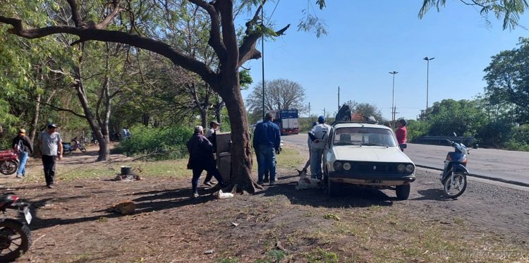 General Mosconi: manifestación pacífica por la derivación médica de “Pepino” Fernández