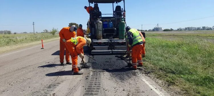 General Mosconi: comenzaron los trabajos de bacheo en Ruta Nacional 34