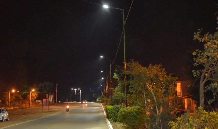 Autopista Tartagal-Mosconi, ahora iluminada hasta límite de barrio Procrear