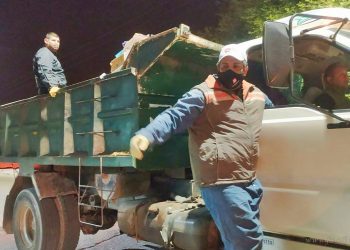 Paro Municipal: intendente Mimessi y funcionarios salieron a recoger la basura