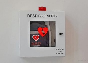 Tartagal: empresa Tecpetrol dona desfibiladores a la Escuela OEA y Municipalidad