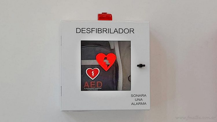 Tartagal: empresa Tecpetrol dona desfibiladores a la Escuela OEA y Municipalidad