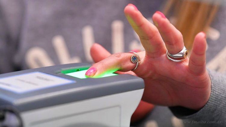 País: facilitan la obtención del documento y el Pasaporte