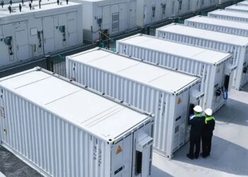 Energía: licitación nacional e internacional para instalar baterías por 700 MW en todo el país