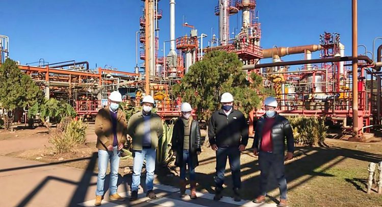 Petroleros: se acordó el 80 por ciento de aumento para sector refinerías