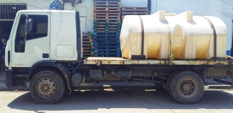 Salvador Mazza: camión distribuidor de agua atropella a un menor de cinco años