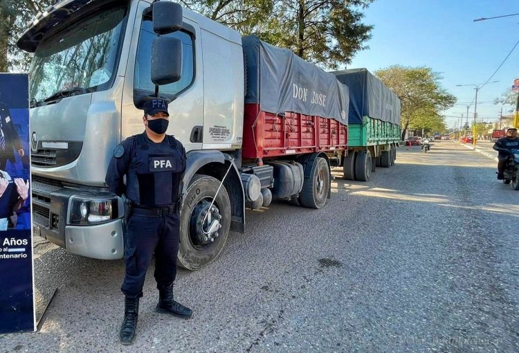 Salvador Mazza: Policía Federal secuestró 40 toneladas de soja ilegal