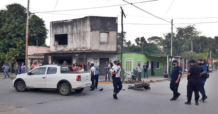Villa Saavedra: dos escolares y su madre heridos en accidente de tránsito