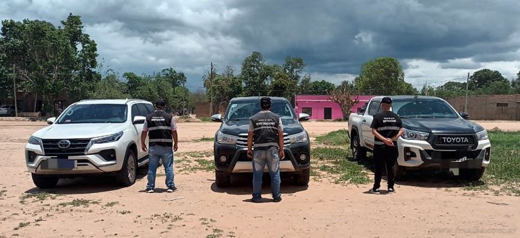 Embarcación: tres hombres detenidos con camionetas robadas en Buenos Aires