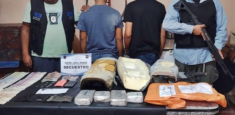 Salvador Mazza: dos hombres de nacionalidad boliviana detenidos con drogas en encomiendas