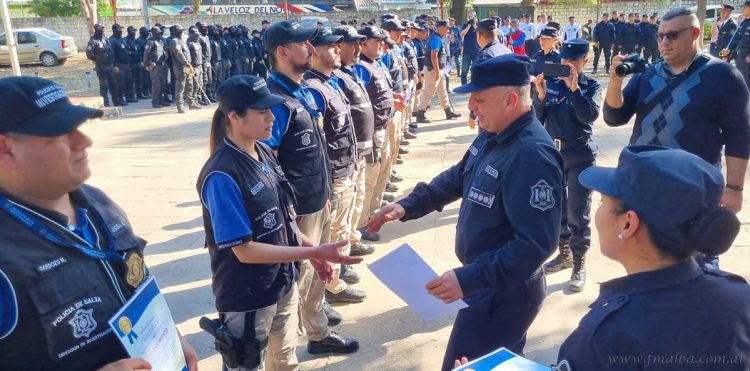 Tartagal: reconocimiento a policías que participaron del operativo recuperación de bebé robada