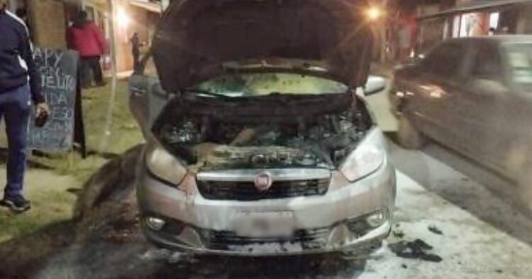 Tartagal: un auto incendiado, fiesta clandestina y otros hechos del fin de semana