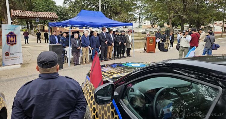 Entregaron móviles a policía de Tartagal, General Mosconi y Salvador Mazza
