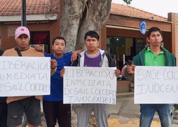 Comisaría N°3: exigen liberación de un hombre detenido bajo acusación de robo de un remís