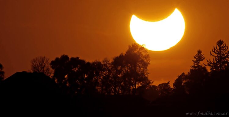 El eclipse de sol podrá observarse de manera parcial en la región