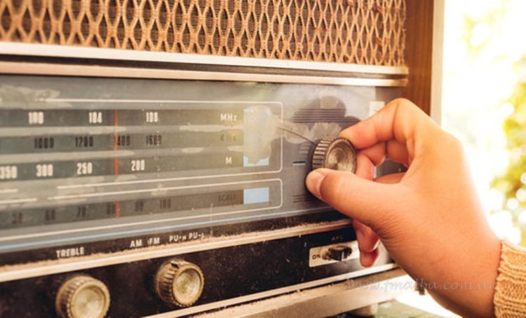 27 de agosto: La Radio, el fenómeno que transformó la comunicación