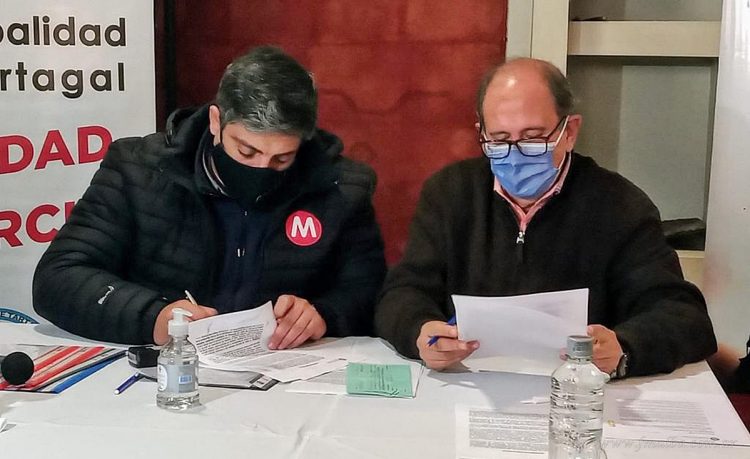 Convenio para obras en Tartagal firmando entre Camacho y Mimessi