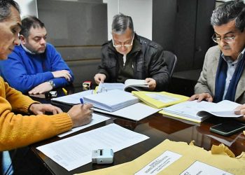 El Limón: se realizó la apertura de sobres para la obra del alteo en el embalse