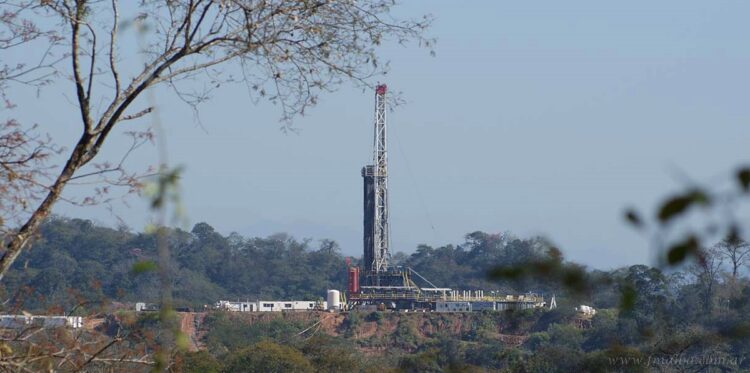 Santiago Vargas: “El Rigi incluye tanto a lo minero como hidrocarburífero”