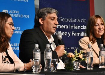 Provincia promueve la concientización sobre procesos excluyentes de adopción