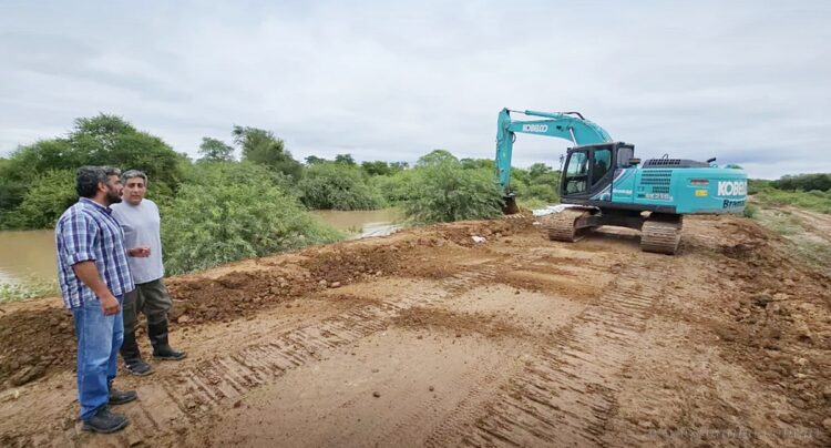 Chaco salteño: contención de alteos y asistencia ante crecida del Pilcomayo