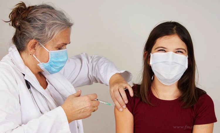 El martes se definirá cómo avanza la vacunación COVID-19 para niños y adolescentes en el país