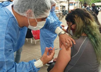 Campaña de Vacunación contra la Covid-19 en Plaza San Martín