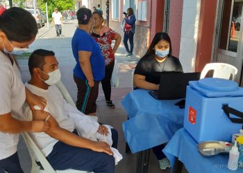 Municipalidad: Campaña de Vacunación Covid-19 para empleados y público en general