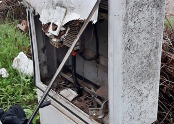 Roberto Romero: robo de cables deja sin telefonía celular e internet a todo el barrio